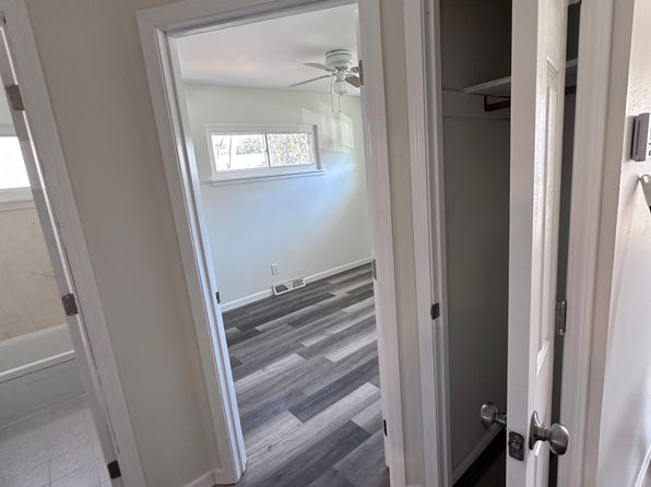 1 Branson Dr #1