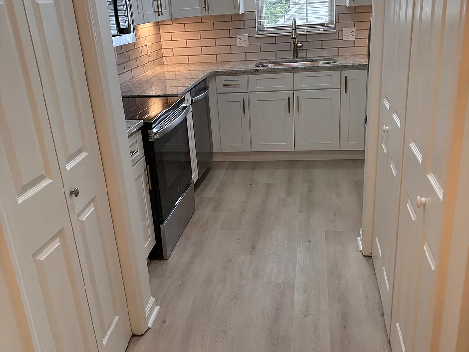 4801 Lyons View Pike #B-302