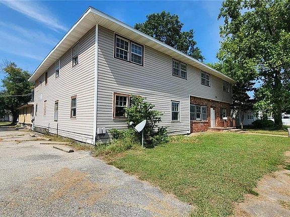 4th image of 1910 S Joplin St