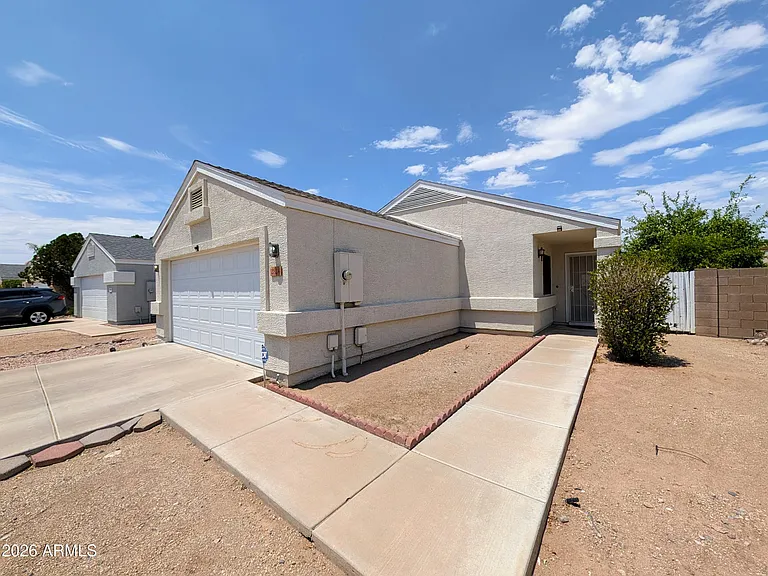 2824 W Angela Dr — Photo 7