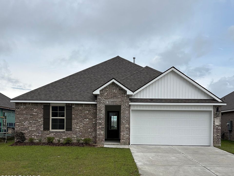 1st image of 157 Cottage Cove Dr