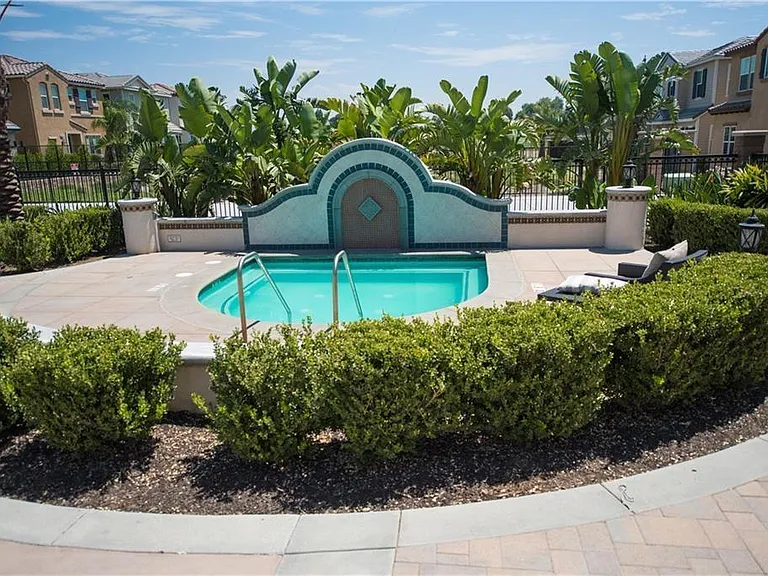 13079 Goldenrod Dr — Photo 32