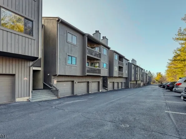 279 Redwood Ct #279, Ramsey Boro, NJ 07446