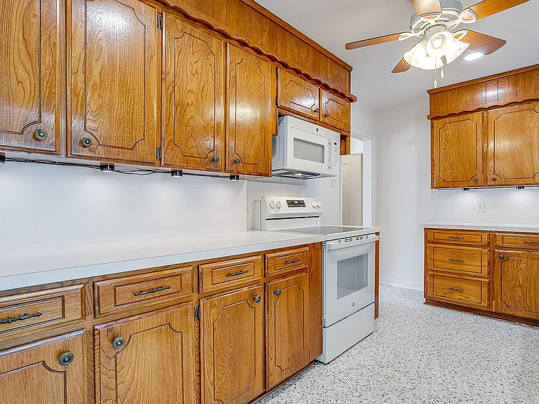 2812 Ryan Place Dr — Photo 10