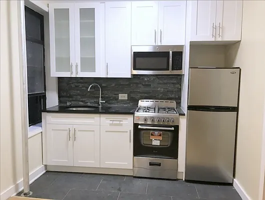 Rented by Bohemia Realty Group | media 19