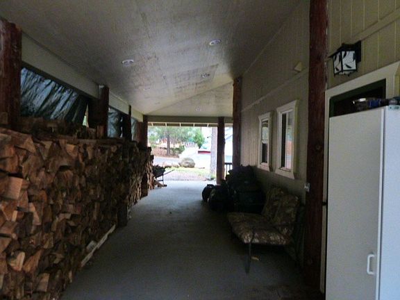 3rd image of 453 Ponderosa Dr