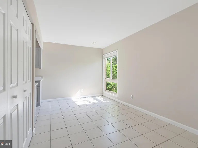744 Cordell Way — Photo 5