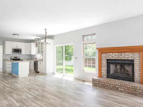 6336 Fountain Springs Blvd, Indianapolis, IN 46236