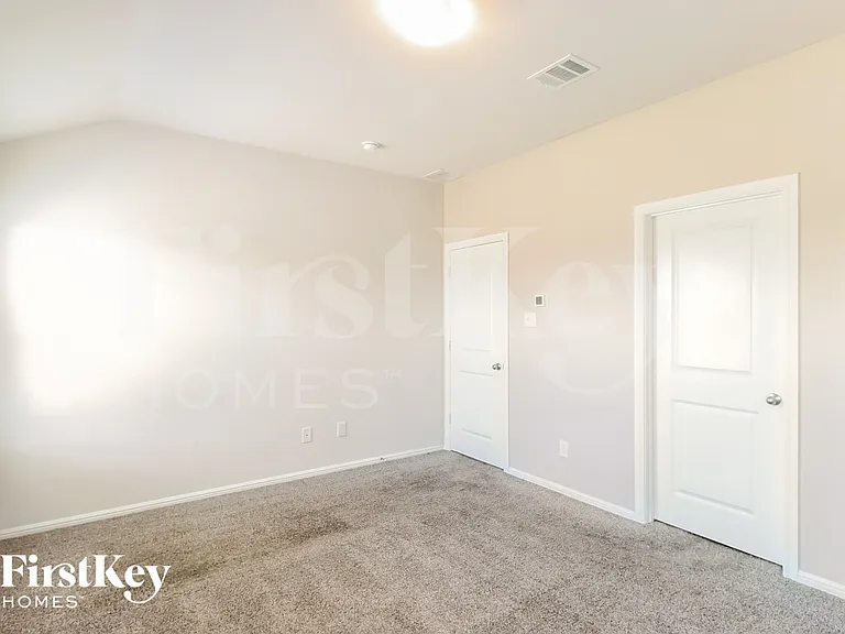 4624 Corktree Ln — Photo 7