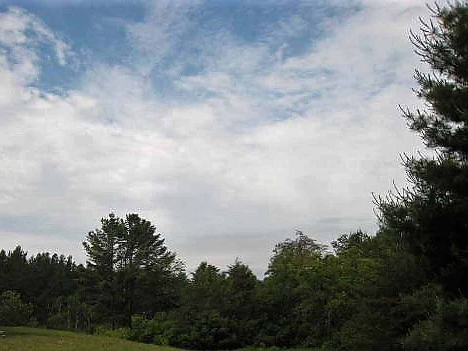 2nd image of Kings Hill Dr