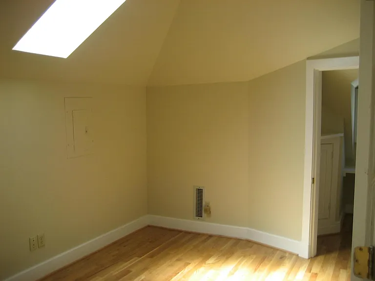 331 22nd Ave N #5 — Photo 10