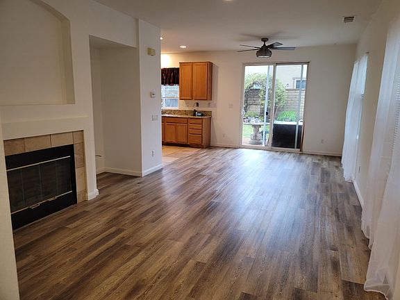 3rd image of 23661 Marion Way