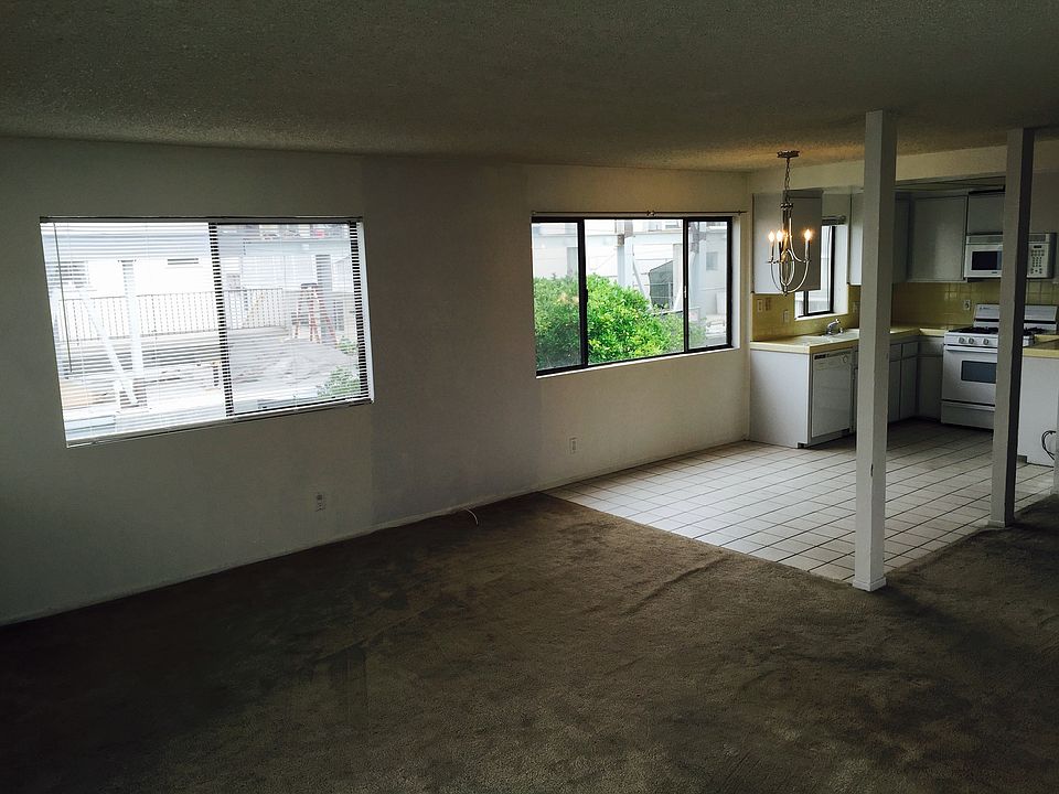 1st image of 831 Monterey Blvd