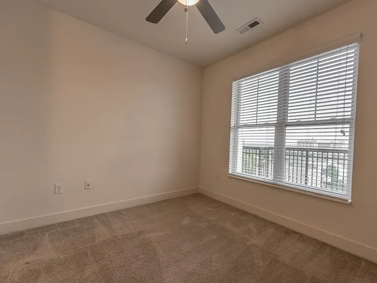 2825 Short Vine St #1506 — Photo 7