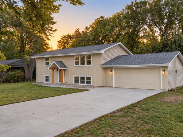 11608 Utah Ave N, Champlin, MN 55316