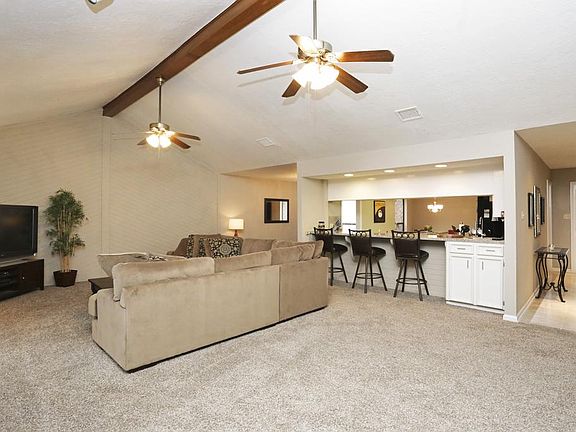 3rd image of 14118 Jupiter Hills Dr