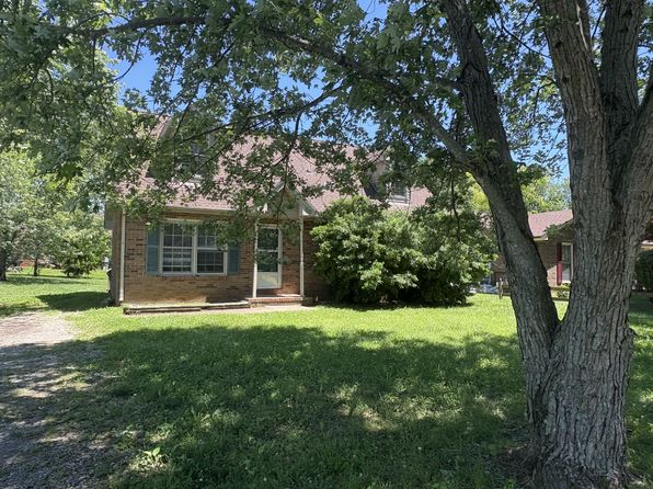 1213 Woodbridge Dr