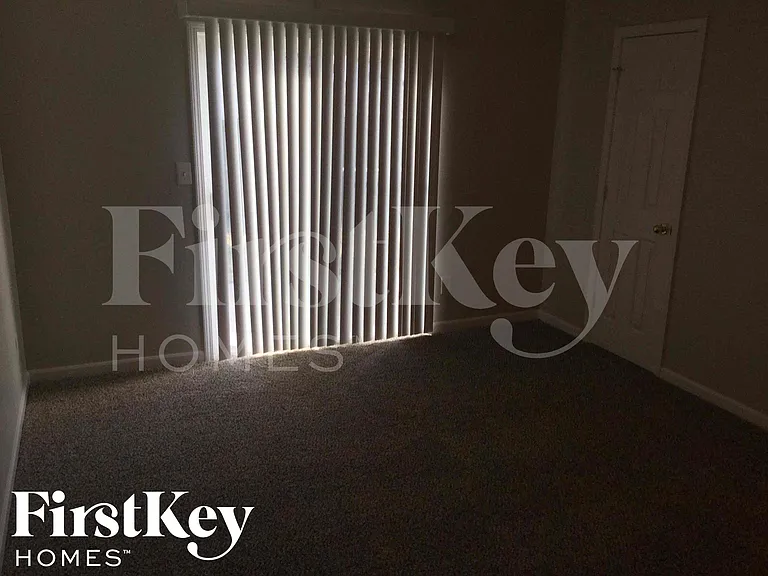 10729 Newgate Ln — Photo 6