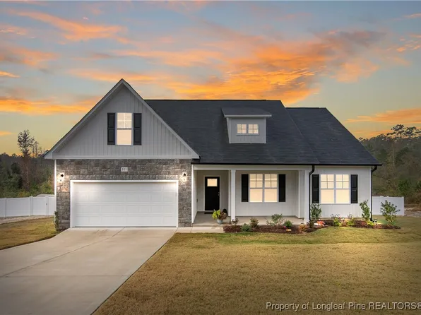 321 Georgia Dr, Raeford, NC 28376