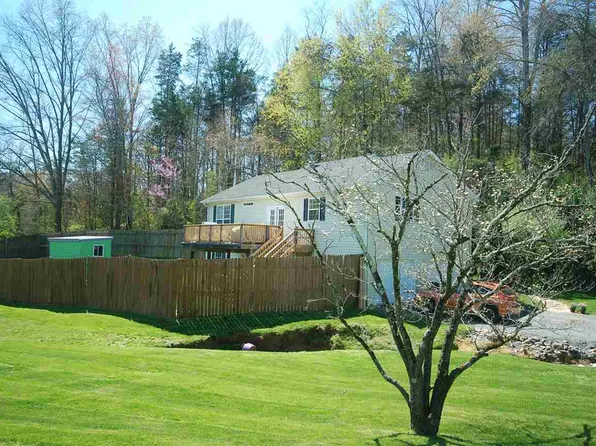 286 Snapdragon Rd, Ruckersville, VA 22968