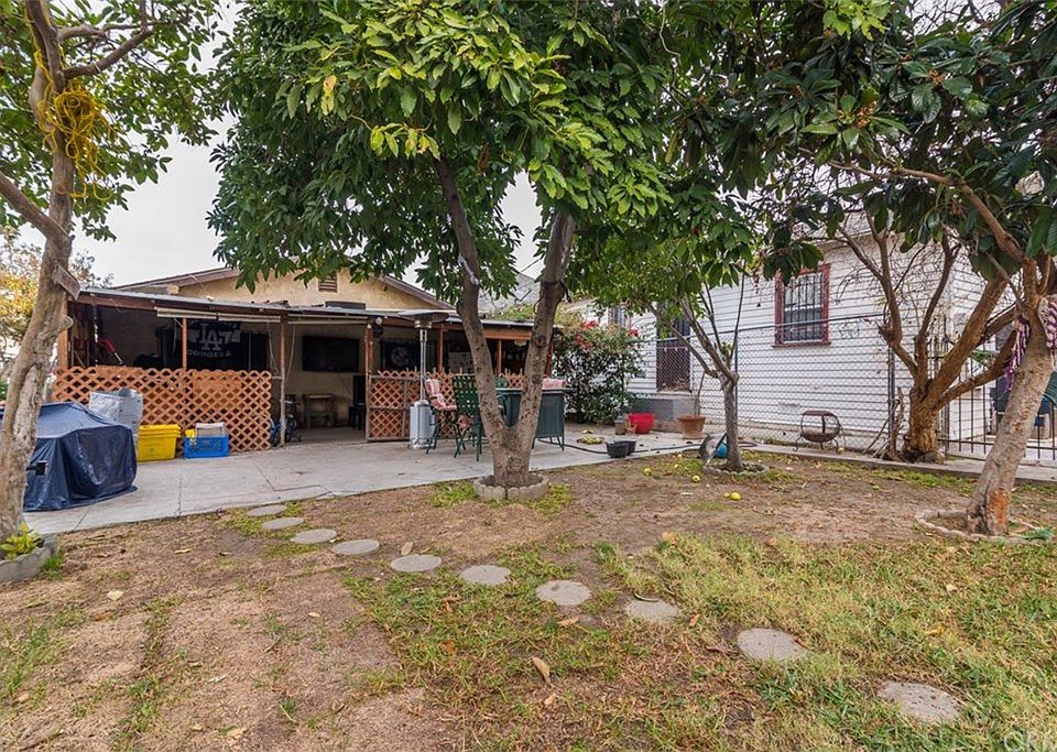 1st image of 1288 W 35th Pl