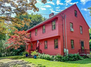 81 N Midway Rd, Shelter Island, NY 11964