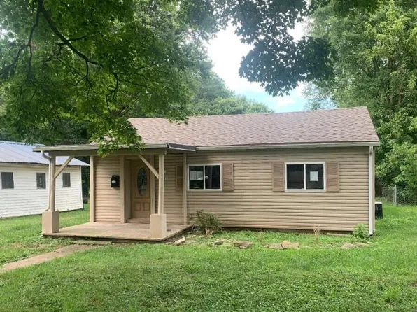 1011 5th St, Carrollton, KY 41008