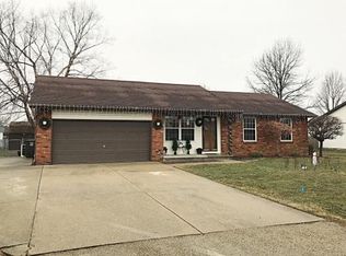 805 W Rickelman Ave, Effingham, IL 62401