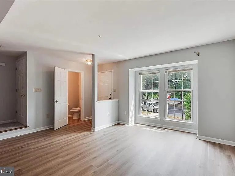 2279 Wetherburne Way — Photo 8