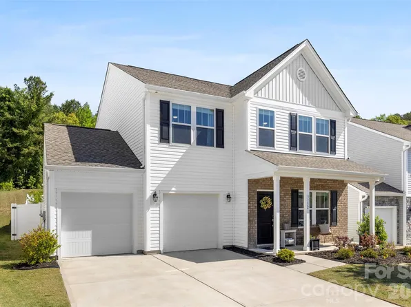 3152 Pinehills Way, Mount Holly, NC 28120