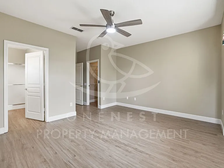 117 Golden Spike Ct — Photo 15