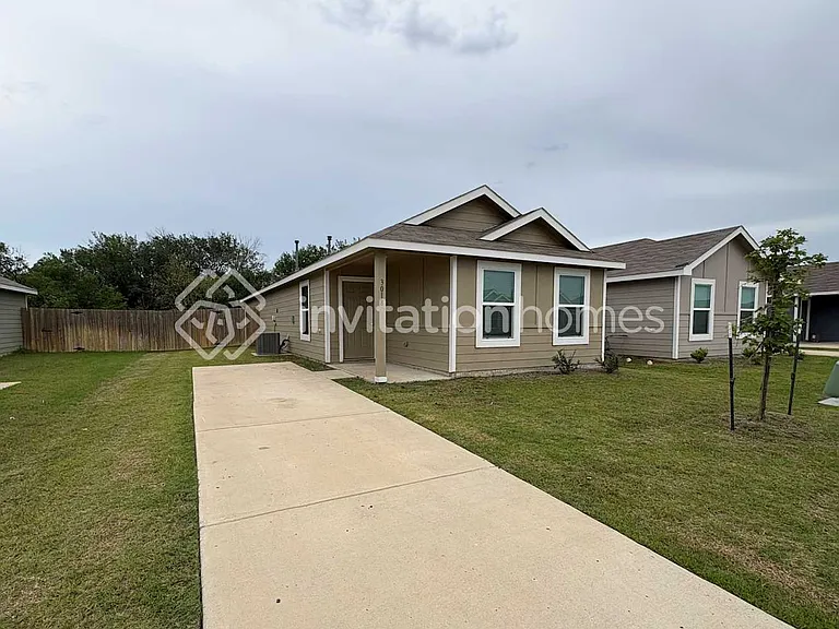 3018 Wallace Wells Ct — Photo 1