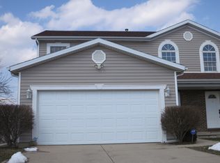 712 Clairidge Cc Grn, Normal, IL 61761