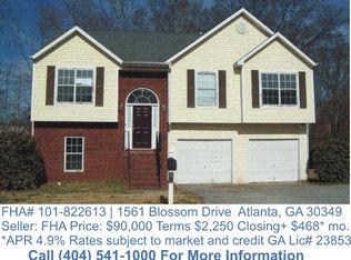 1561 Blossom Dr, College Park, GA 30349
