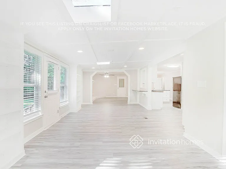 4334 Compton Cir — Photo 4