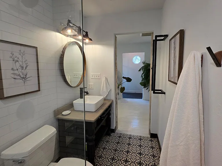 2802 De Soto Dr — Photo 11