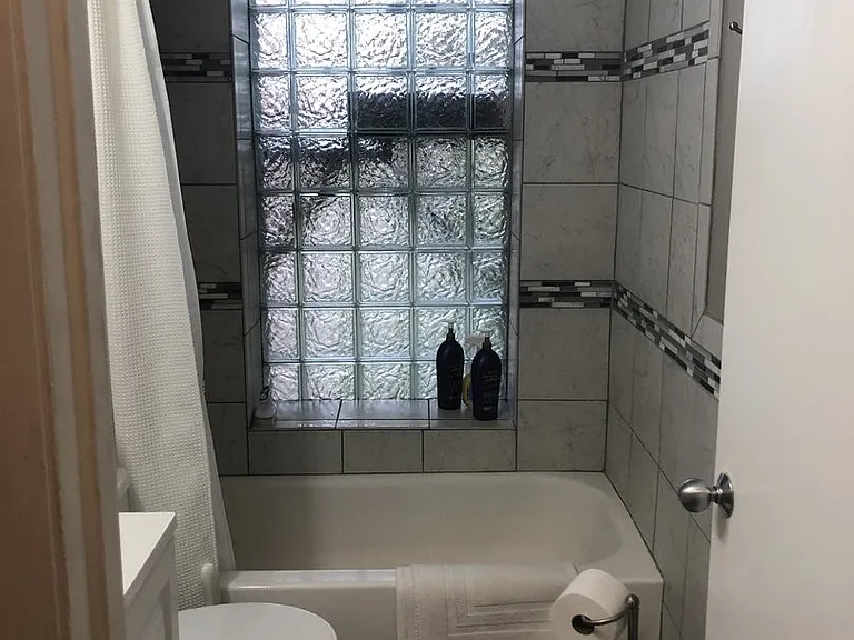 1301 W North Ave #2 — Photo 8
