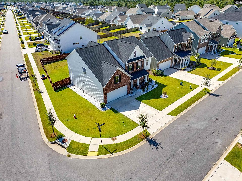 1st image of 230 Clairmeade Way
