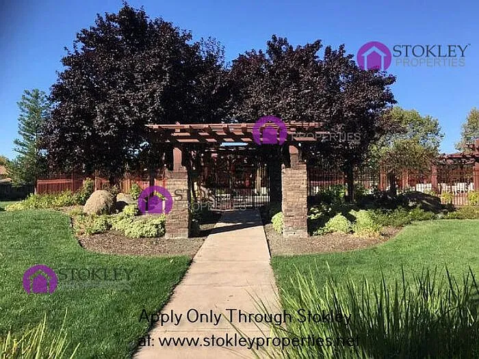 2103 Maidenhair Way — Photo 14