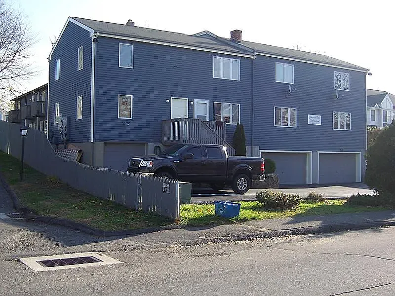 38 Glenwood Ave #4