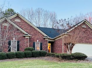 2503 Round Table Rd, Monroe, NC 28110