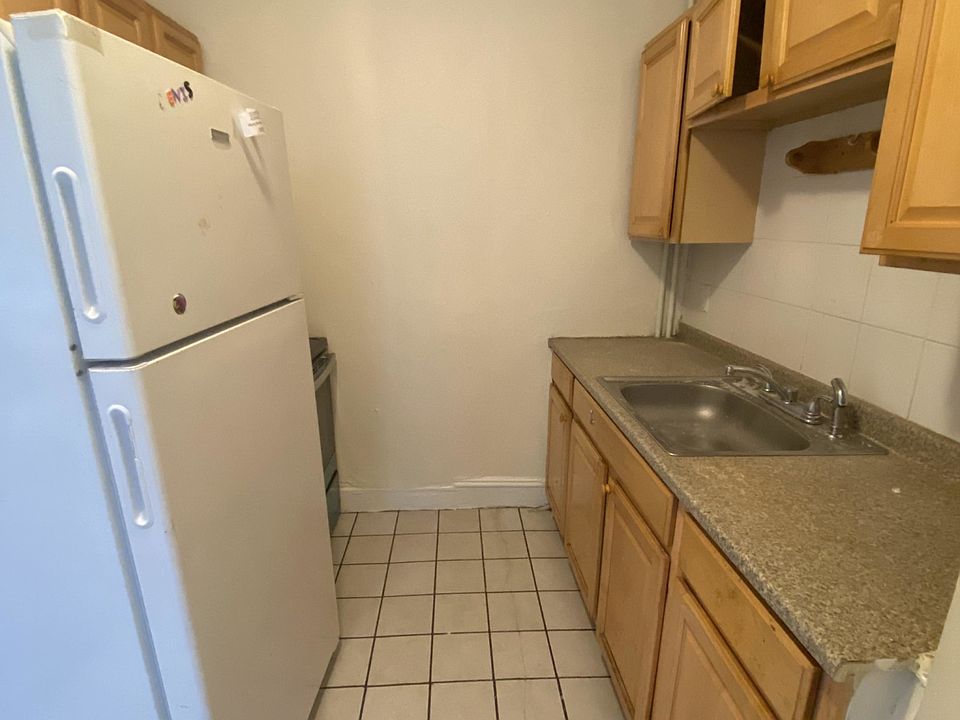 1st image of 244 Kelton St #243
