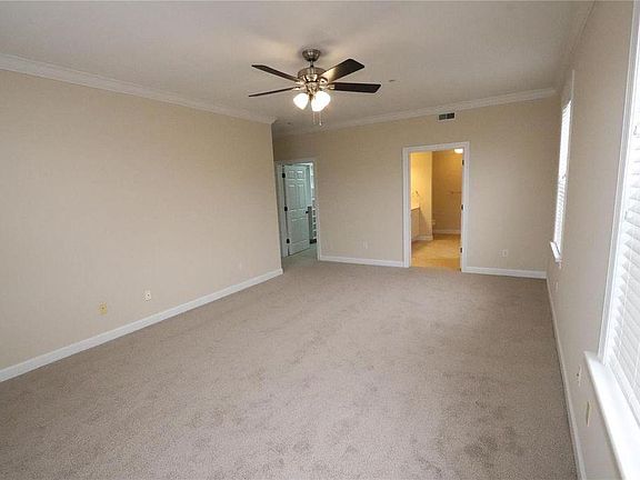 4th image of 1175 Mill Crossing Dr