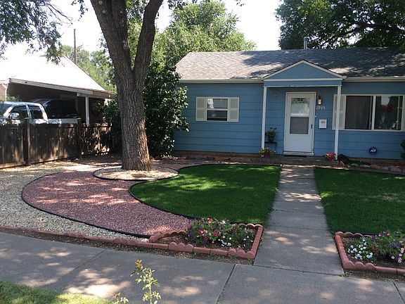 New low-water landscaping