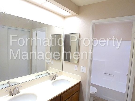 5th image of 14729 Cinnamon Dr