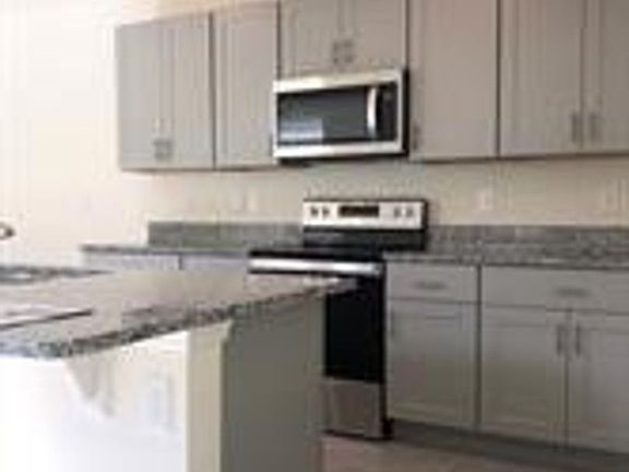 3rd image of 461 Liu Ln