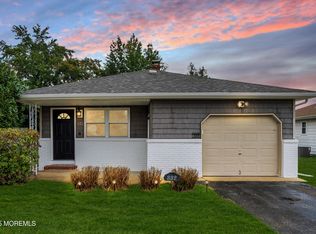 332 Curacao St, Toms River, NJ 08757