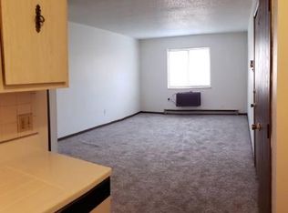 2450 N Water St APT 14, Decatur, IL 62526