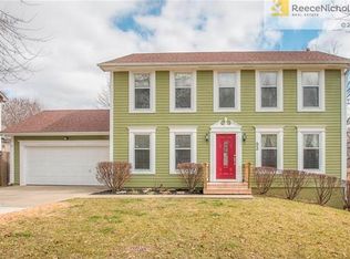 93 Johnson Rd, Liberty, MO 64068