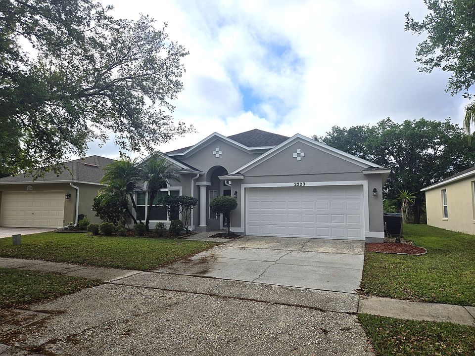 1st image of 2223 Hillshire Dr